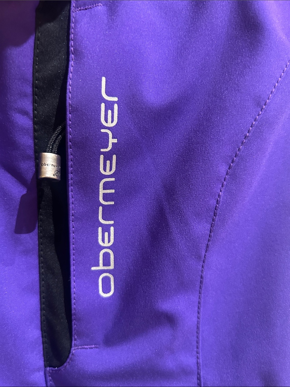Obermeyer Purple and White Girls' Ski jacket - zippered pockets and hood - Picture 3 of 11
